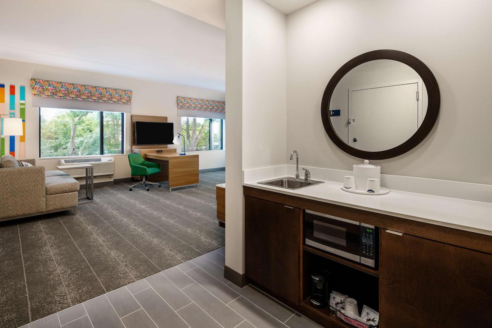 Hampton Inn & Suites Raleigh Midtown, Nc Kültér fotó